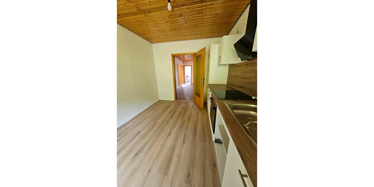 Etagenwohnung Heringen (Werra) - 3 Zimmer, 85 m&sup2;, 650&euro; | Angebot:23997602