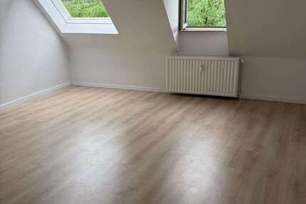 Wohnung Wuppertal Arrenberg - 2 Zimmer, 52 m&sup2;, 264&euro; | Angebot:26967515