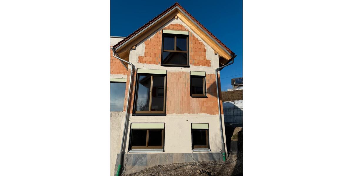 Erstbezug! – Kleines Haus (74qm) mit toller Sicht und hellen Räum 5 zimmer