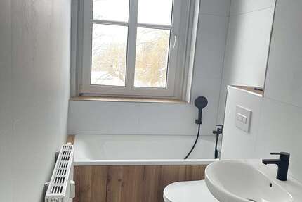 Wohnung Zwickau Pölbitz - 2 Zimmer, 47 m&sup2;, 352&euro; | Angebot:27288583