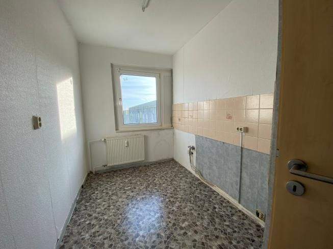 Etagenwohnung Oschersleben - 4 Zimmer, 76 m&sup2;, 369&euro; | Angebot:25700293