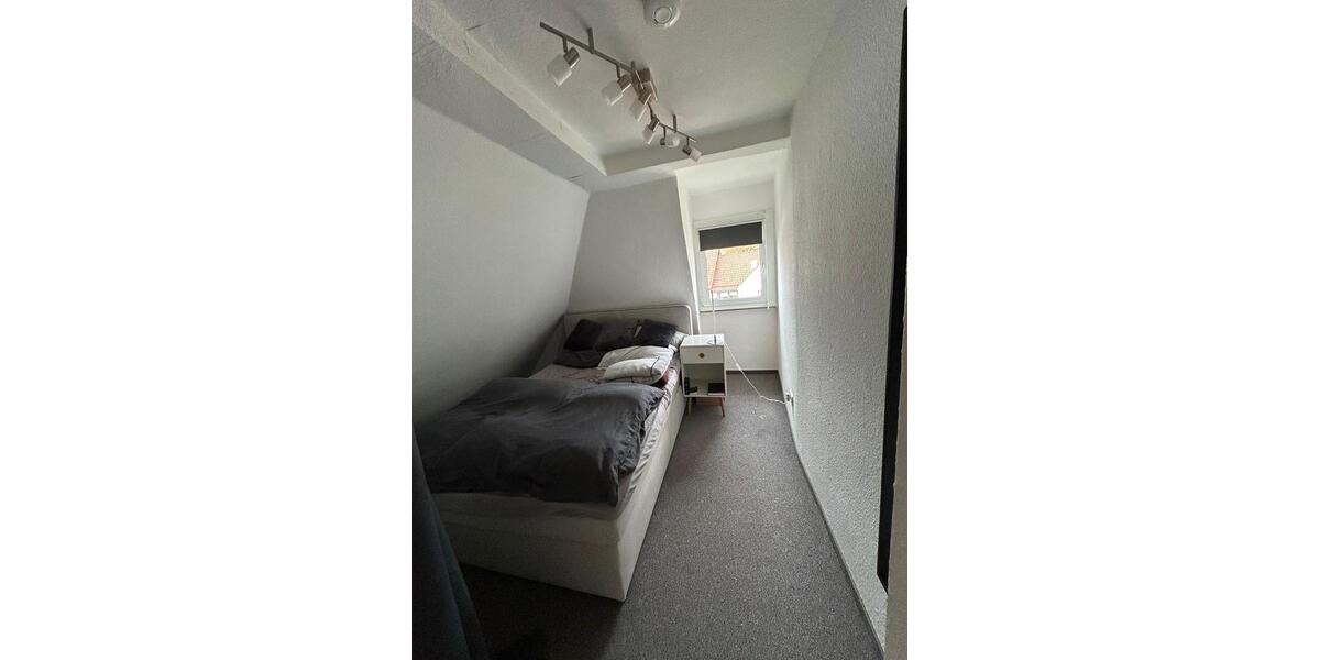 Dachgeschoßwohnung Bayreuth Meyernberg - 2.5 Zimmer, 51 m&sup2;, 610&euro; | Angebot:25224651