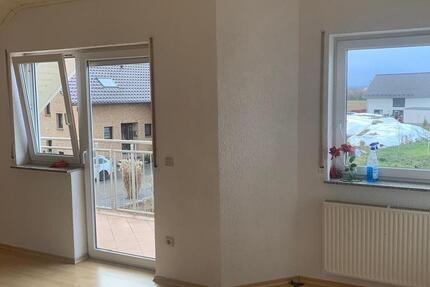 Wohnung Limburg an der Lahn - 4 Zimmer, 94 m&sup2;, 1.000&euro; | Angebot:25285667