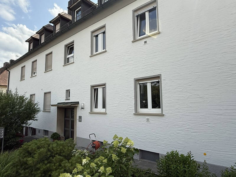 WOW! Helle 3-Zimmer-Wohnung mit Flair und Option auf Balkon Lauf rechts