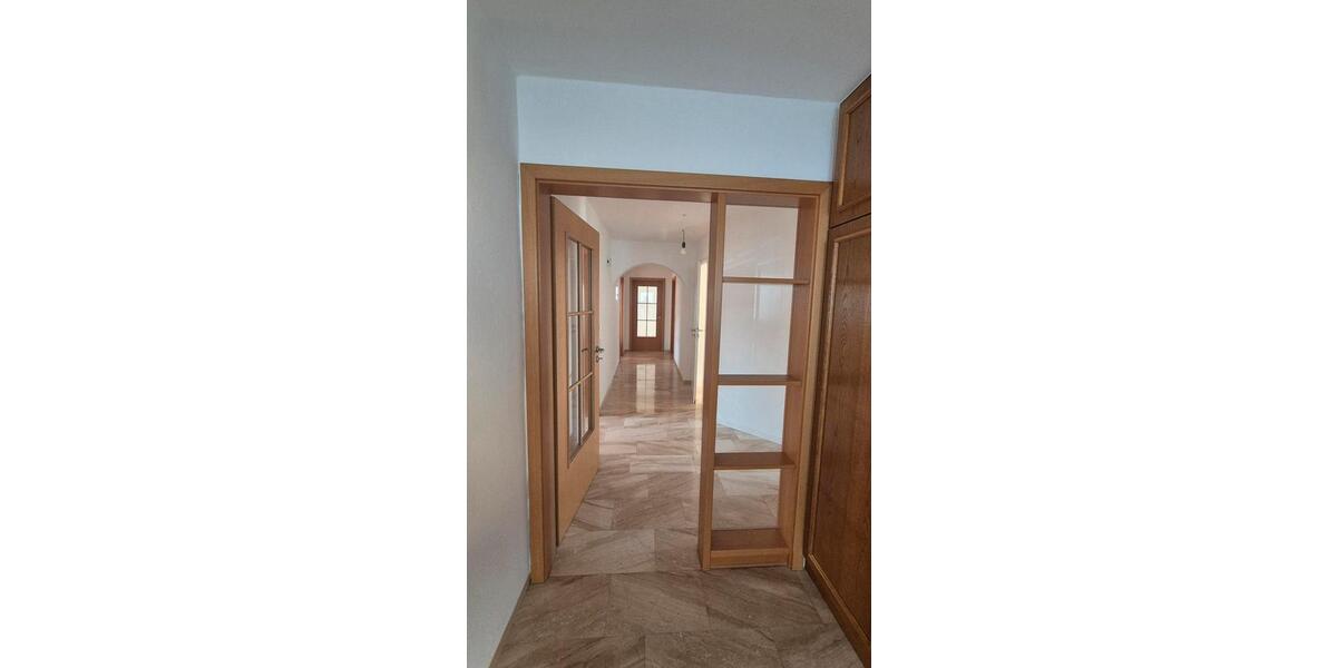 Erdgeschoßwohnung Tannheim - 4 Zimmer, 136 m&sup2;, 1.450&euro; | Angebot:25654097