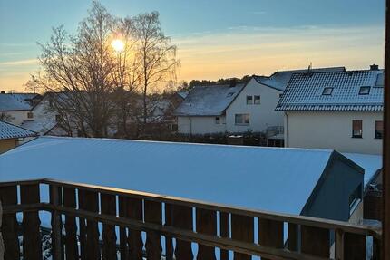 2ZKB 79qm helle Dachgeschosswohnung mit Westbalkon 2 zimmer