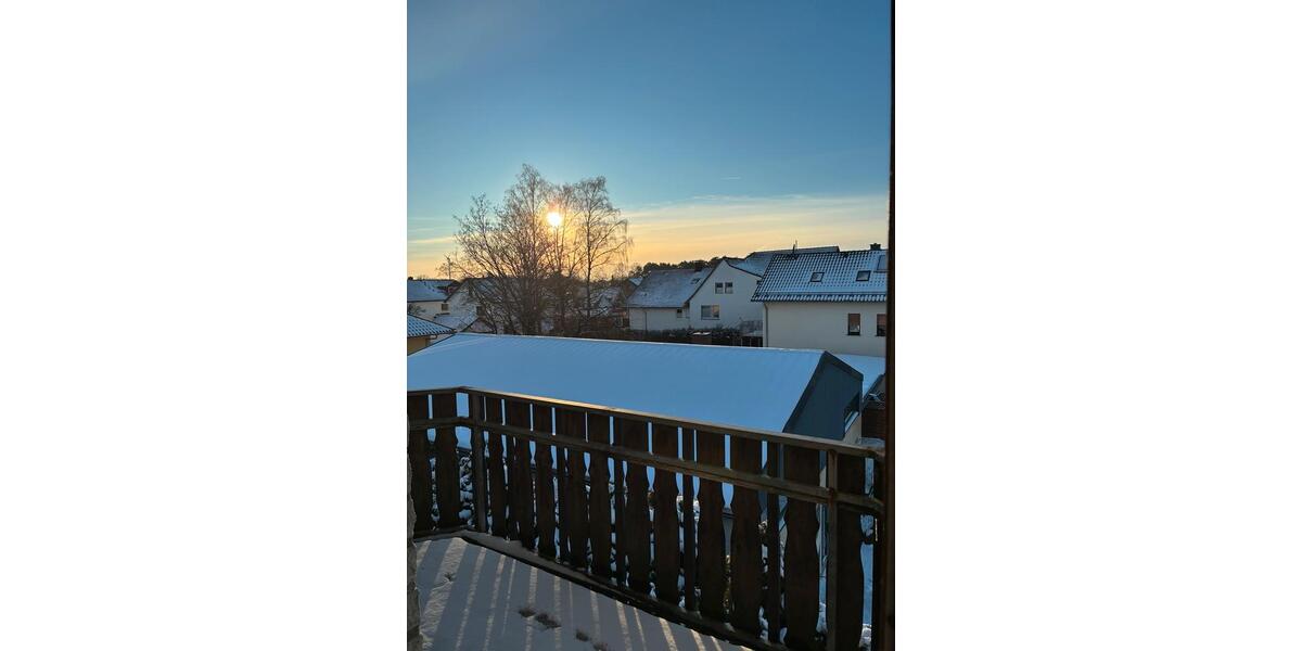 2ZKB 79qm helle Dachgeschosswohnung mit Westbalkon 2 zimmer