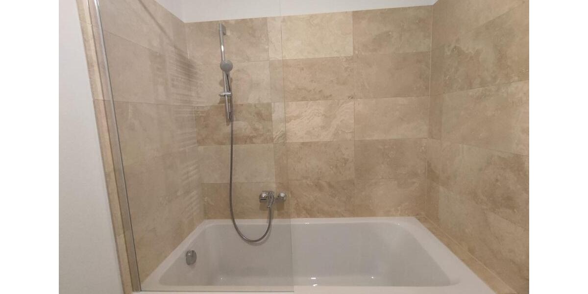 Dachgeschoßwohnung Zossen - 3 Zimmer, 96 m&sup2;, 1.460&euro; | Angebot:26322784