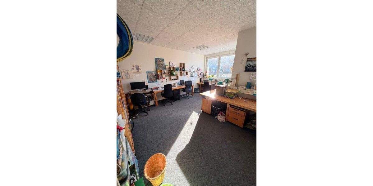 Gewerbeobjekt Fürth Südstadt - 5 Zimmer, 187 m&sup2;, 1.870&euro; | Angebot:25674928