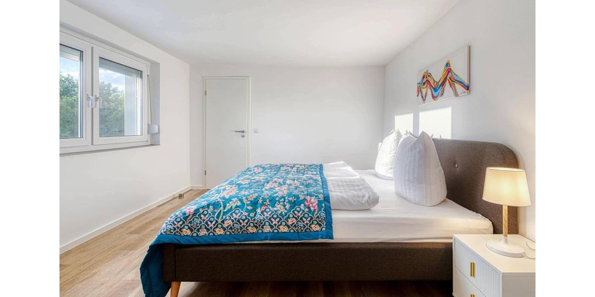 Etagenwohnung Waren (Müritz) - 4 Zimmer, 115 m&sup2;, 1.999&euro; | Angebot:24875366