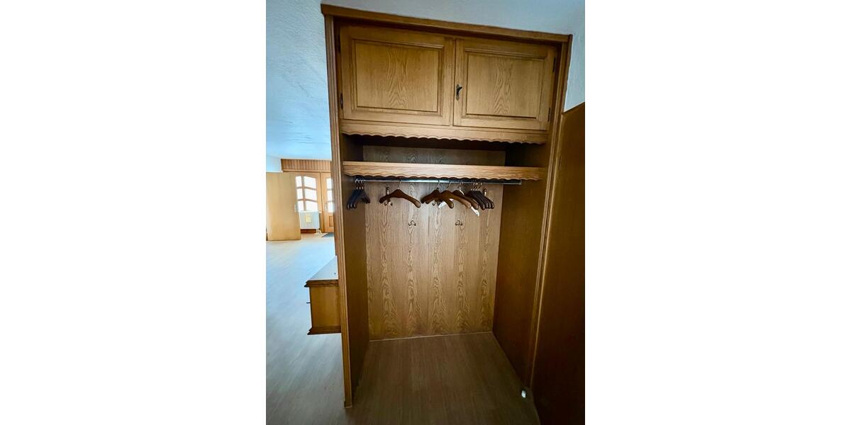 Erdgeschoßwohnung Warmsen - 5 Zimmer, 140 m&sup2;, 980&euro; | Angebot:24841344