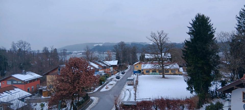 Dachgeschoßwohnung Söchtenau - 3 Zimmer, 77 m&sup2;, 1.180&euro; | Angebot:25022787