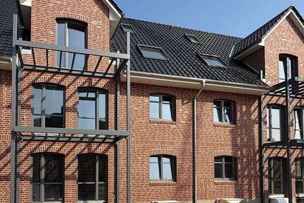 Wohnung zum Mieten in Uetersen 1.700 € 107.74 m² 4 zimmer