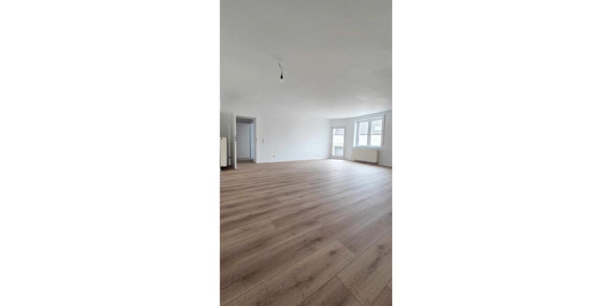 Etagenwohnung Bornheim - 2 Zimmer, 88 m&sup2;, 1.095&euro; | Angebot:26060431
