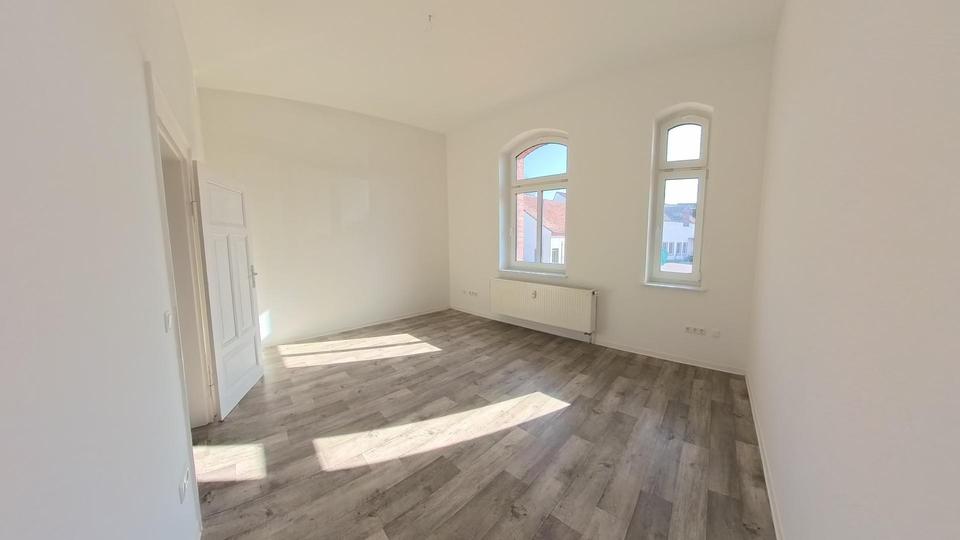 Erdgeschoßwohnung Mühlhausen (Thüringen) - 7 Zimmer, 160 m&sup2;, 890&euro; | Angebot:26033850