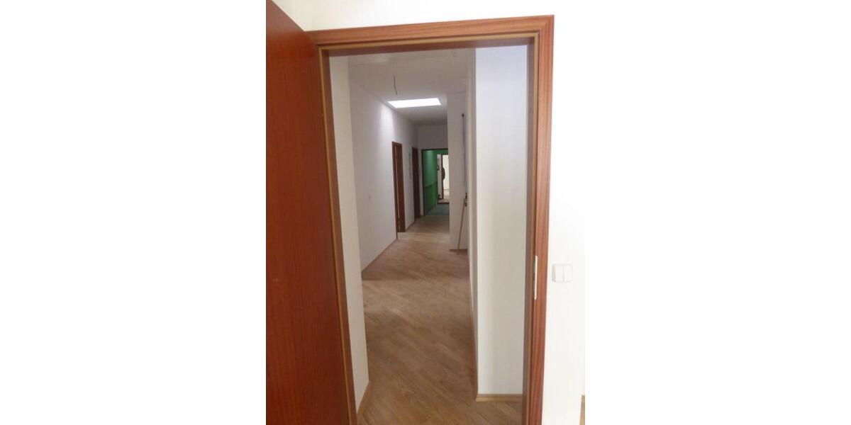 Dachgeschoßwohnung Berlin Spandau - 3 Zimmer, 80 m&sup2;, 1.274&euro; | Angebot:26690102