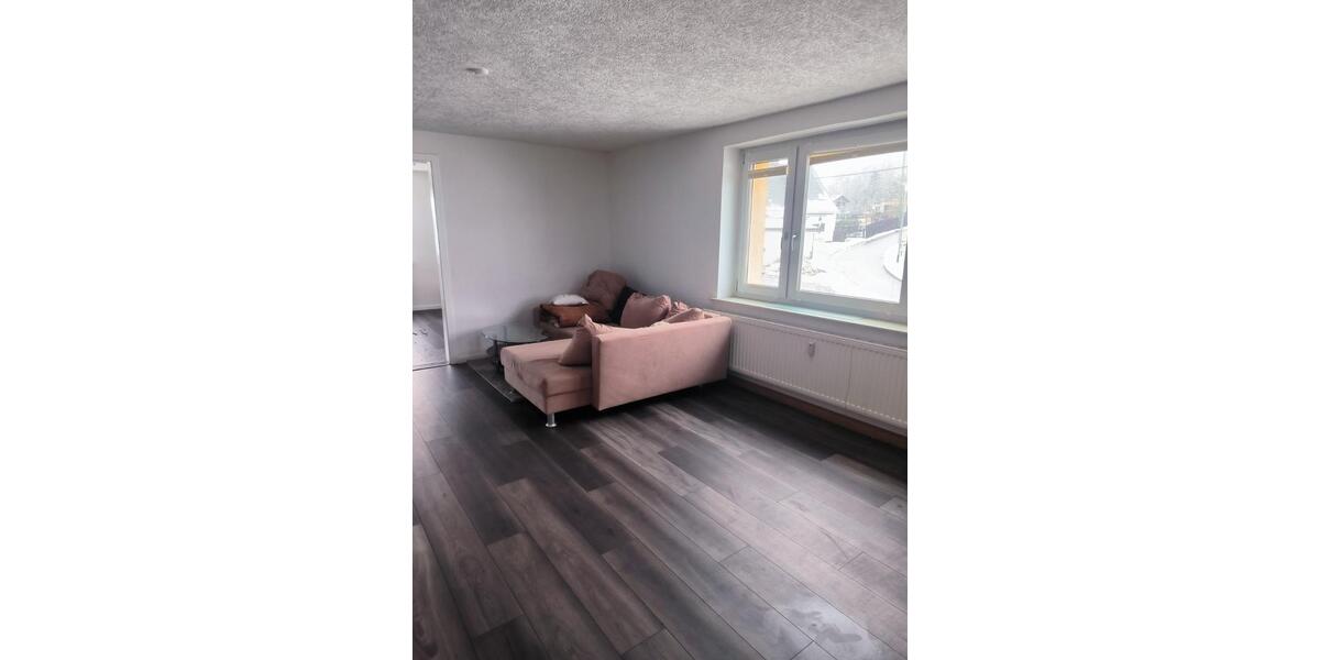 Etagenwohnung Drebach - 3 Zimmer, 63 m&sup2;, 330&euro; | Angebot:24705756