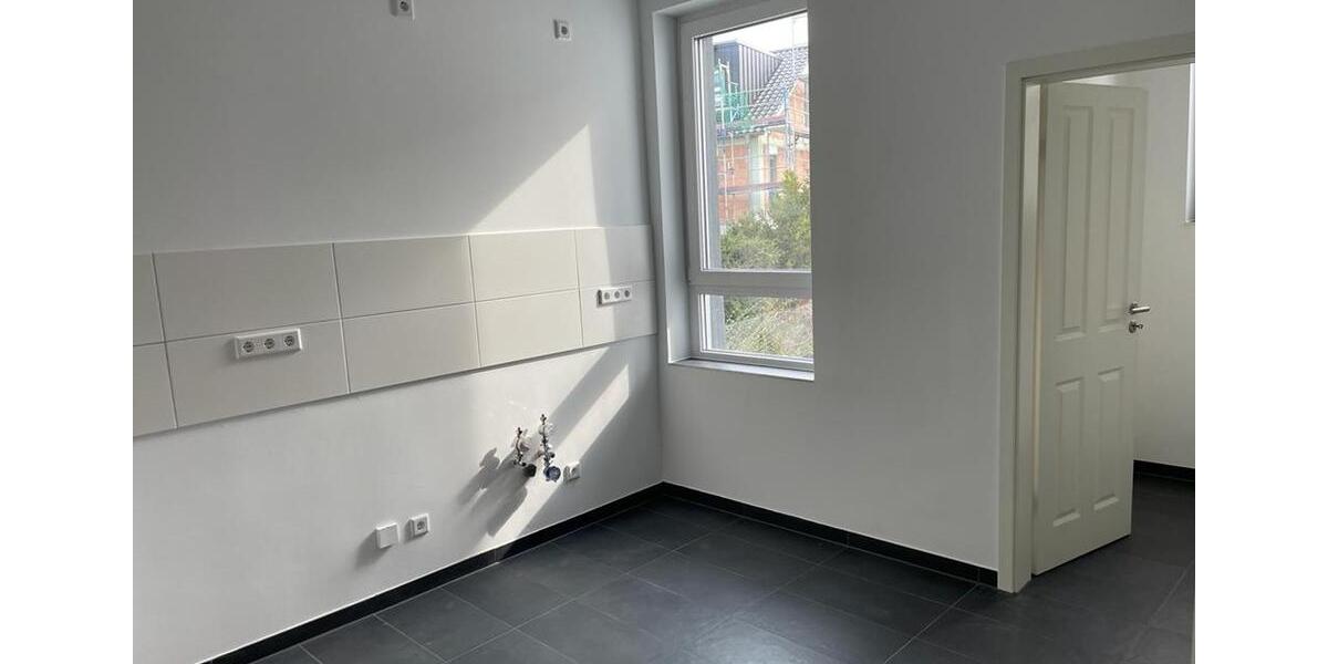 BAD SODEN im TAUNUS - 2 Familienhaus - EG Wohnung Erstbezug 2 zimmer