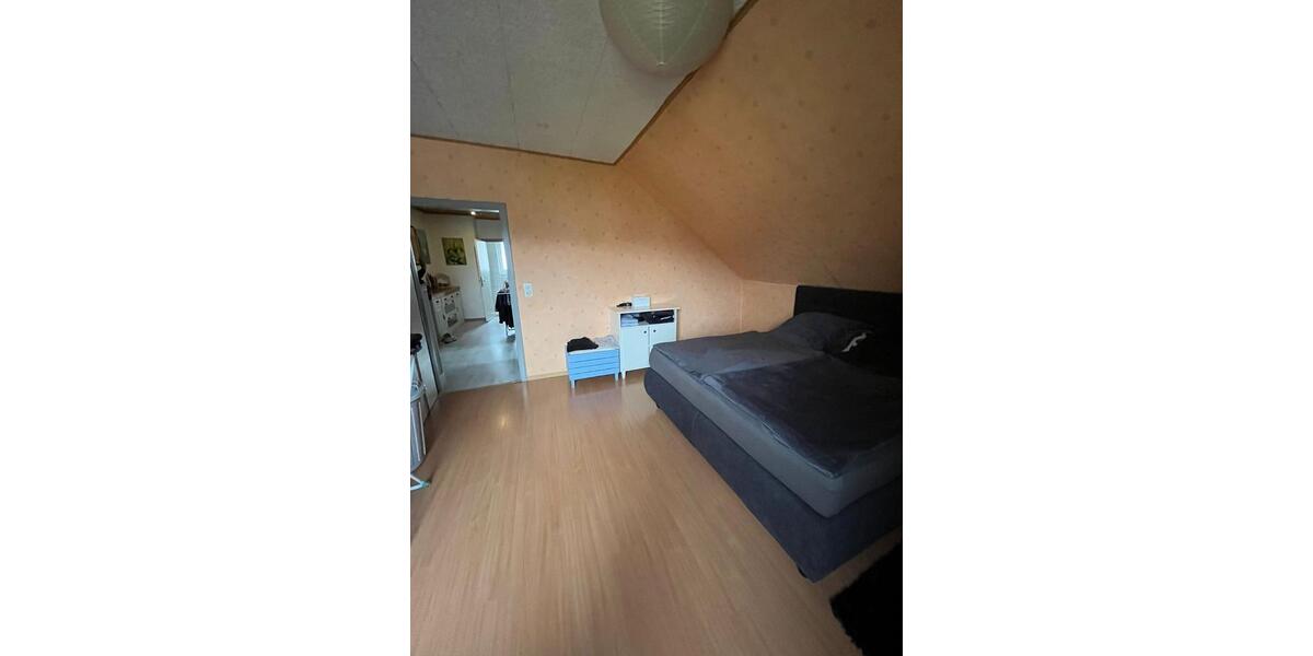 Etagenwohnung Niederaula - 4 Zimmer, 90 m&sup2;, 650&euro; | Angebot:25944222