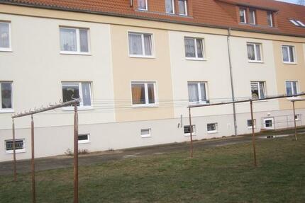 Wohnung Bad Liebenwerda - 3 Zimmer, 65 m&sup2;, 350&euro; | Angebot:26563434