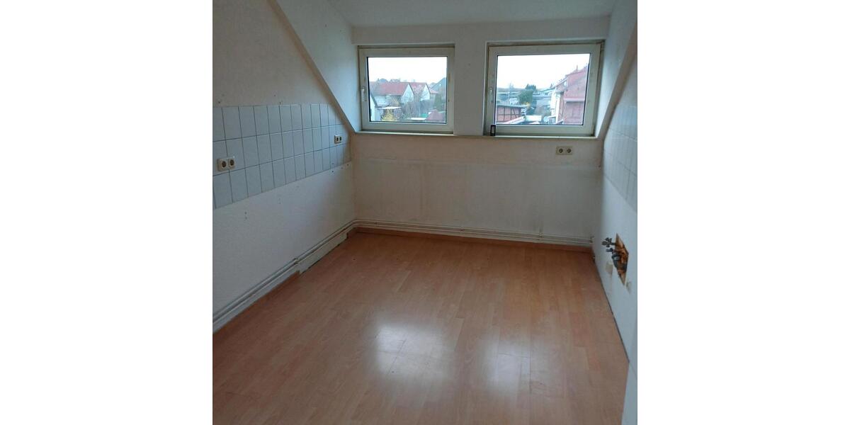 Etagenwohnung Helmstedt - 3 Zimmer, 80 m&sup2;, 350&euro; | Angebot:26061683