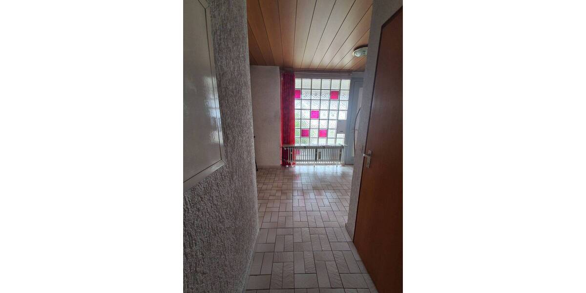 Bungalow Saarbrücken Klarenthal - 4 Zimmer, 130 m&sup2;, 1.100&euro; | Angebot:25666358