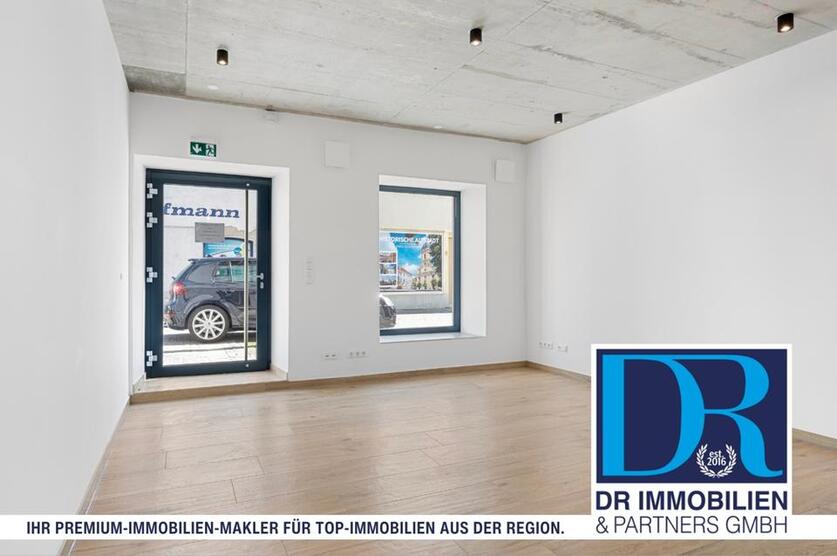 Erstbezug: Vielseitige Ladenfläche mit Schaufensterfront in bester Altstadtlage!