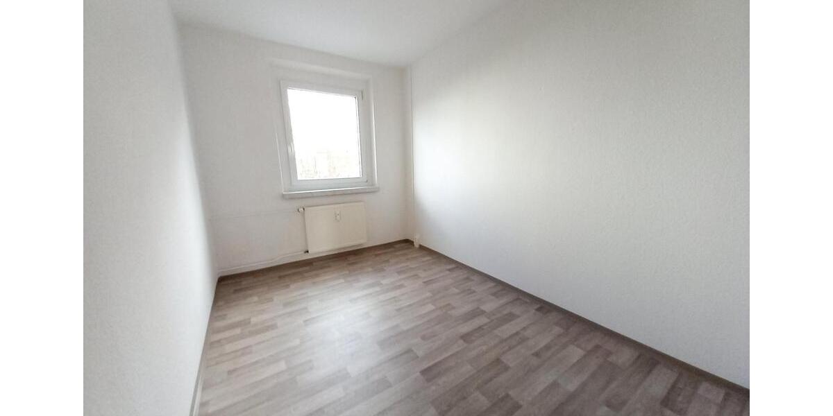 Etagenwohnung Schmalkalden - 3 Zimmer, 57 m&sup2;, 328&euro; | Angebot:25916930