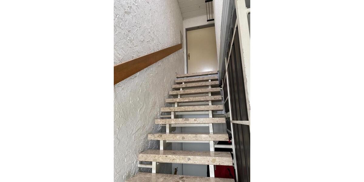 Dachgeschoßwohnung Ranstadt - 3 Zimmer, 100 m&sup2;, 800&euro; | Angebot:26285055