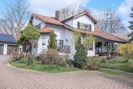 Haus Weisendorf - 6 Zimmer, 200 m&sup2;, 1.450&euro; | Angebot:26115463