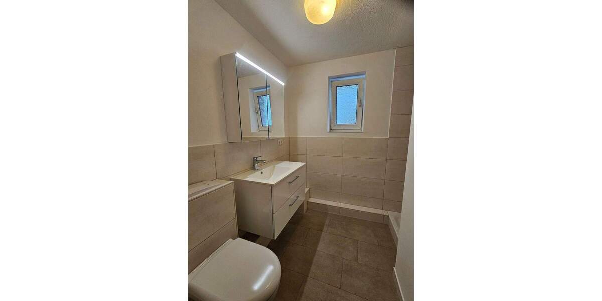 Etagenwohnung Nortorf - 2 Zimmer, 90 m&sup2;, 695&euro; | Angebot:25663956