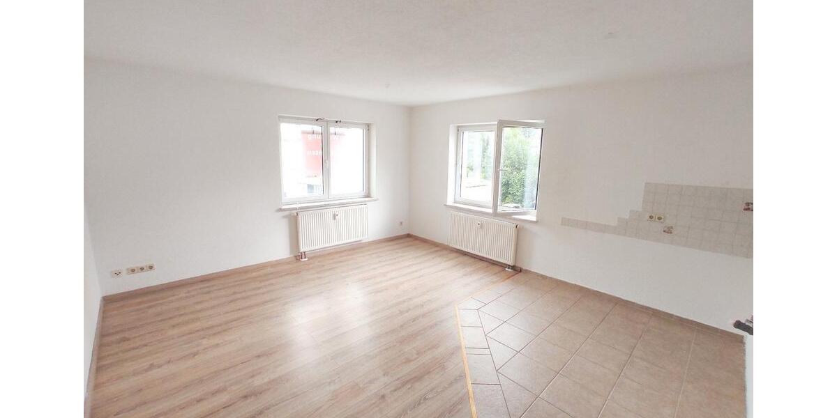 Etagenwohnung Hohenstein-Ernstthal Ernstthal - 2 Zimmer, 52 m&sup2;, 280&euro; | Angebot:25262585