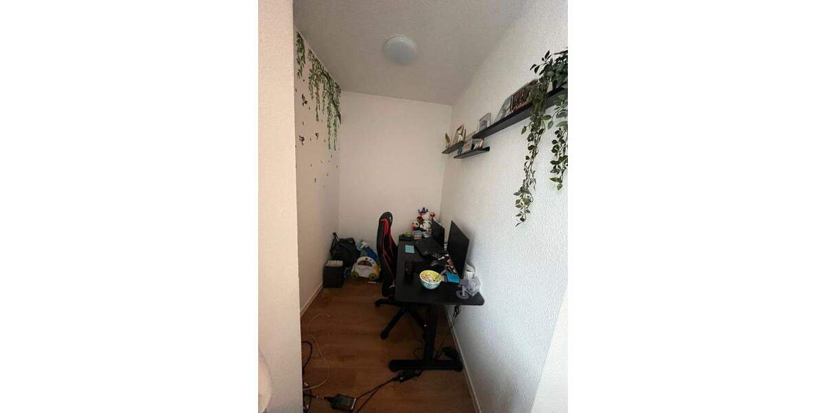 Etagenwohnung Berlin Hellersdorf - 4 Zimmer, 95 m&sup2;, 1.382&euro; | Angebot:26401341