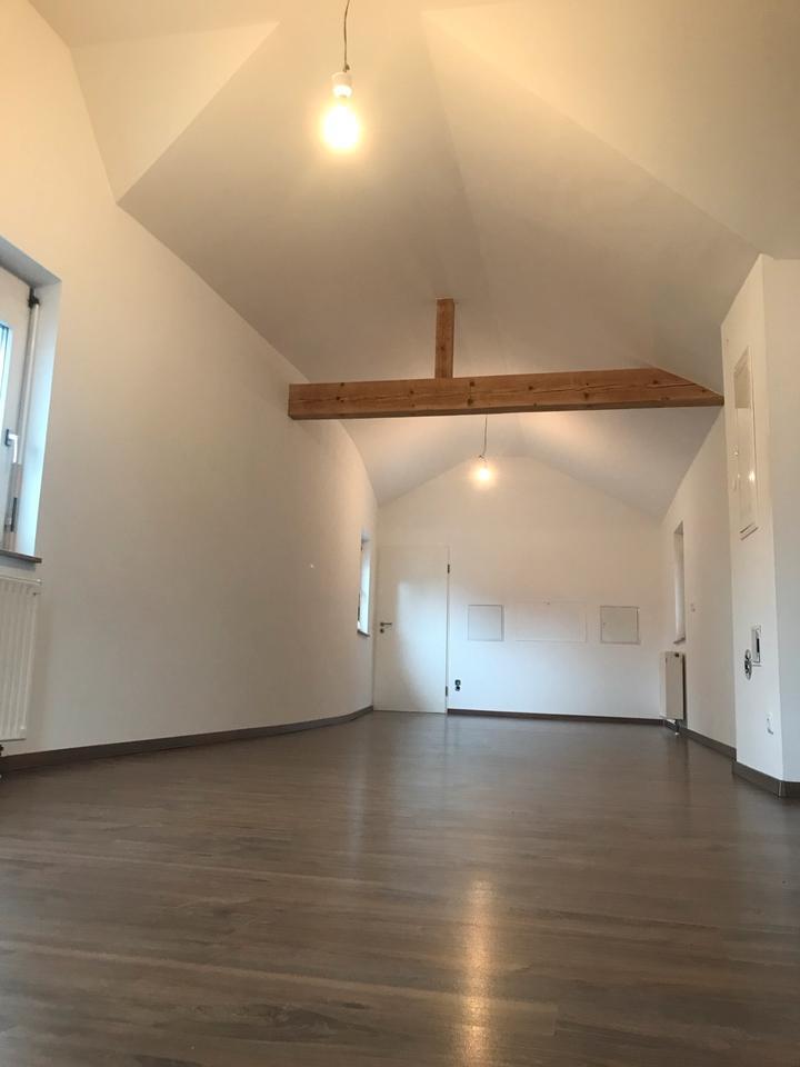 1-Zi-Wohnung zu vermieten in Enzweihingen zimmer