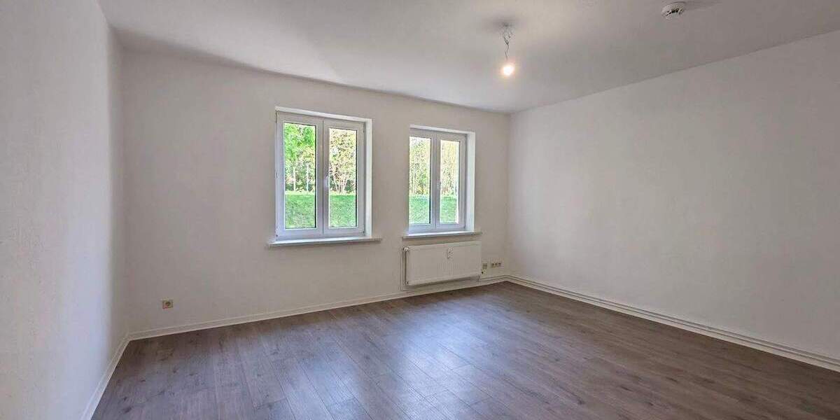 Etagenwohnung Zeitz - 2 Zimmer, 56 m&sup2;, 329&euro; | Angebot:24450851