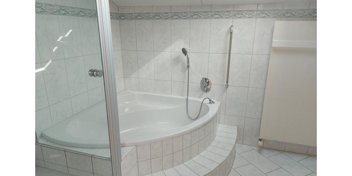 Maisonettenwohnung Weilheim in Oberbayern - 5 Zimmer, 195 m&sup2;, 1.320&euro; | Angebot:24345367