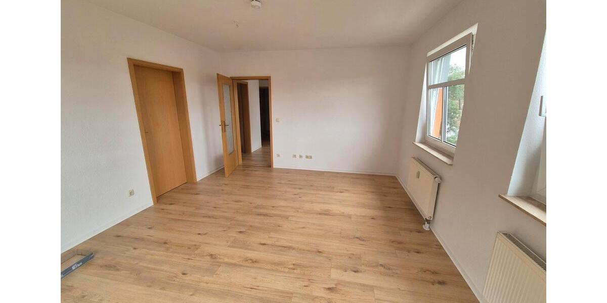 Etagenwohnung Eisenach - 3 Zimmer, 61 m&sup2;, 390&euro; | Angebot:26727148