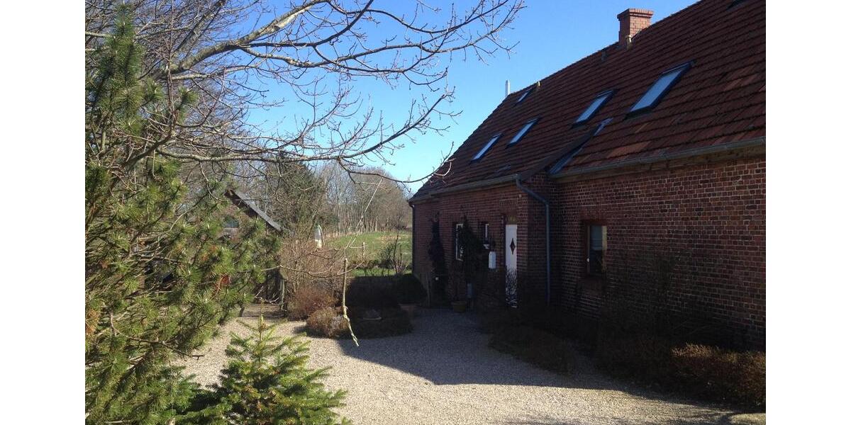 Erdgeschoßwohnung Barkelsby - 4 Zimmer, 90 m&sup2;, 1.080&euro; | Angebot:25993815