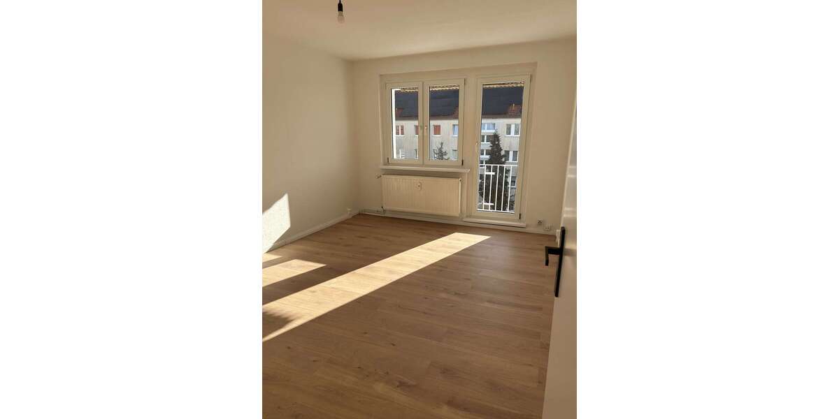 Etagenwohnung Mieste Mieste - 4 Zimmer, 76 m&sup2;, 420&euro; | Angebot:25657057