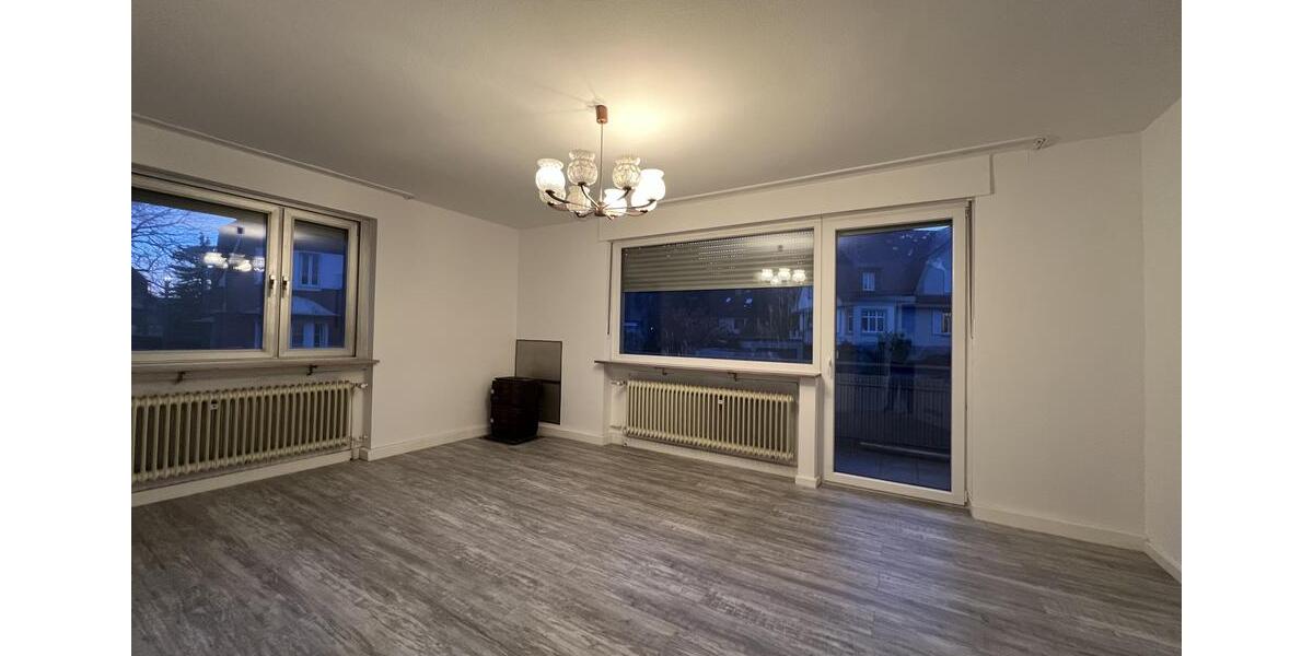 Helle 3-Zimmerwohnung im Obergeschoss – neu renoviert und bezugsfrei! 3 zimmer