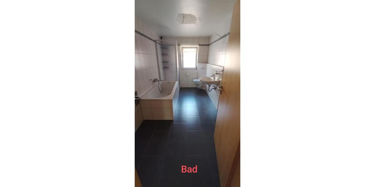 Etagenwohnung Offenhausen - 4 Zimmer, 120 m&sup2;, 1.380&euro; | Angebot:25614776