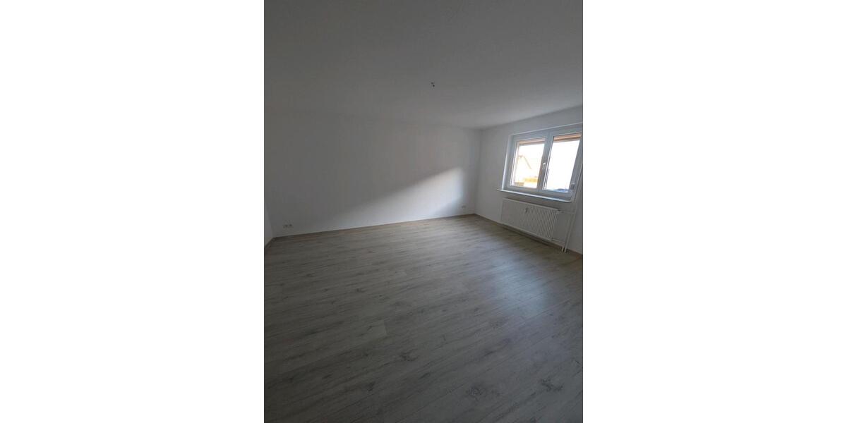 Erdgeschoßwohnung Ringgau - 3 Zimmer, 84 m&sup2;, 700&euro; | Angebot:25995703