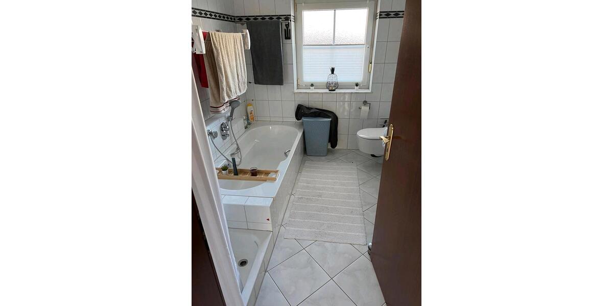 Erdgeschoßwohnung Ehra-Lessien Lessien - 2 Zimmer, 102 m&sup2;, 1.200&euro; | Angebot:24755680