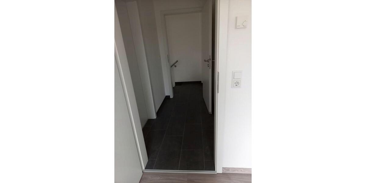 Dachgeschoßwohnung Büdelsdorf - 2 Zimmer, 38 m&sup2;, 478&euro; | Angebot:25992575