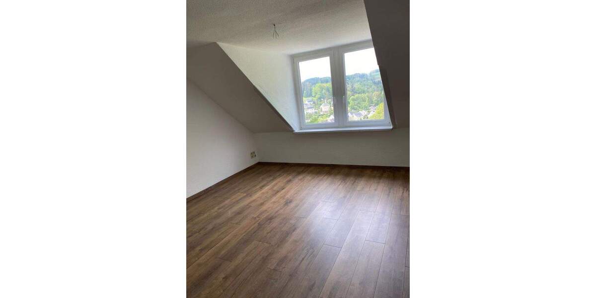 Etagenwohnung Annaberg-Buchholz Annaberg - 4 Zimmer, 100 m&sup2;, 420&euro; | Angebot:25002969