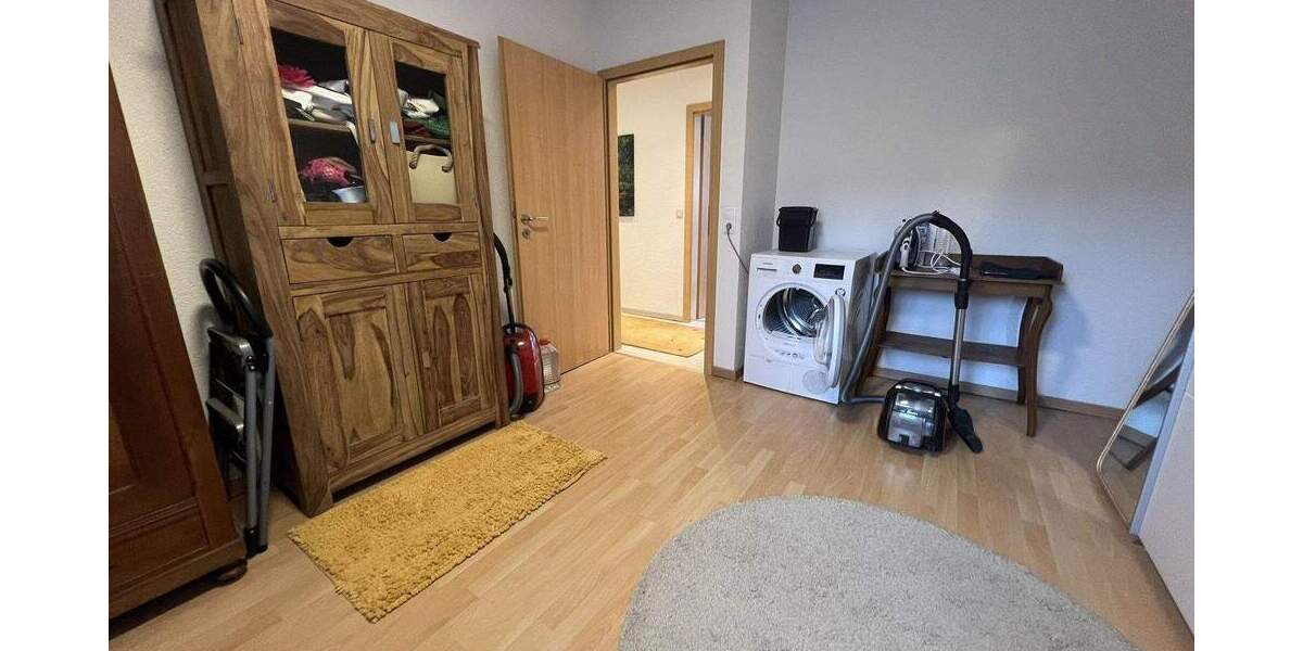 Etagenwohnung Weilheim Unterbierbronnen - 3 Zimmer, 162 m&sup2;, 1.300&euro; | Angebot:24974652