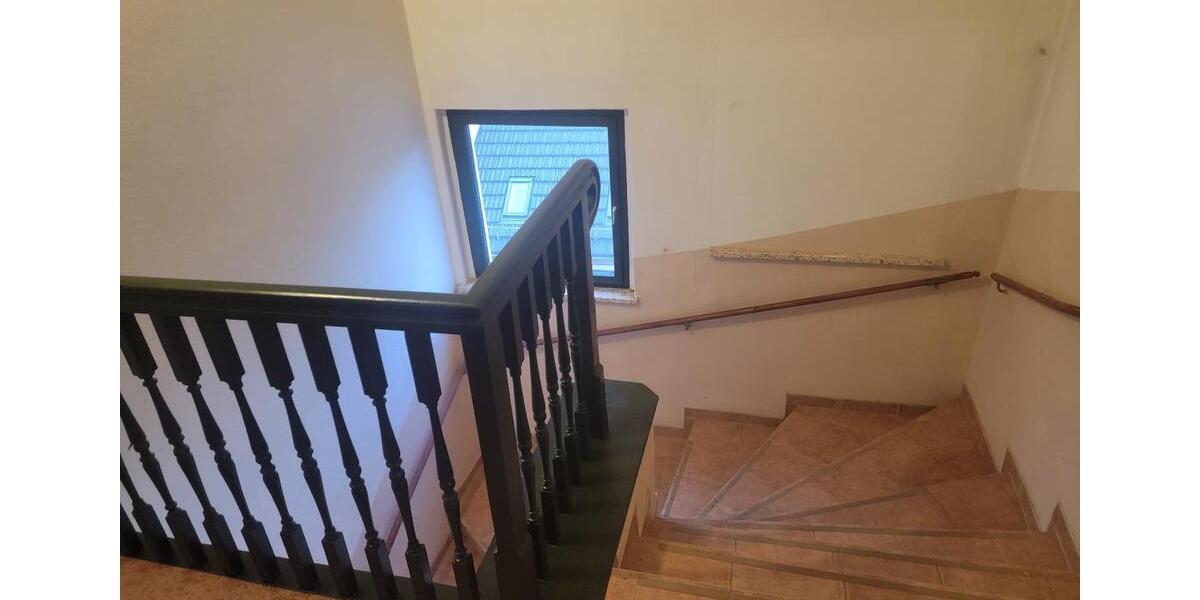 Dachgeschoßwohnung Werdau - 1 Zimmer, 52 m&sup2;, 286&euro; | Angebot:19845723