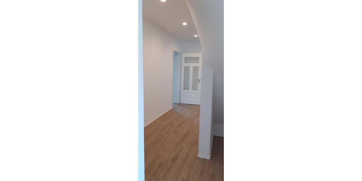 Etagenwohnung Altenburg - 4 Zimmer, 91 m&sup2;, 675&euro; | Angebot:24769379