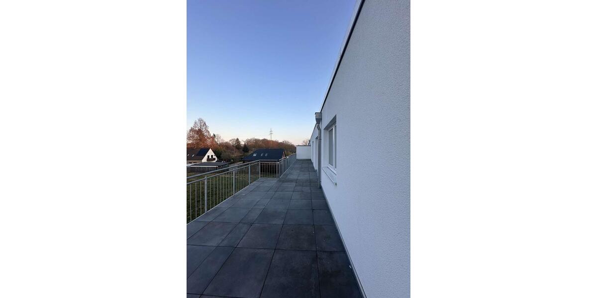 Dachgeschoßwohnung Oldenburg Drielaker-Moor - 3 Zimmer, 128 m&sup2;, 1.270&euro; | Angebot:26006646
