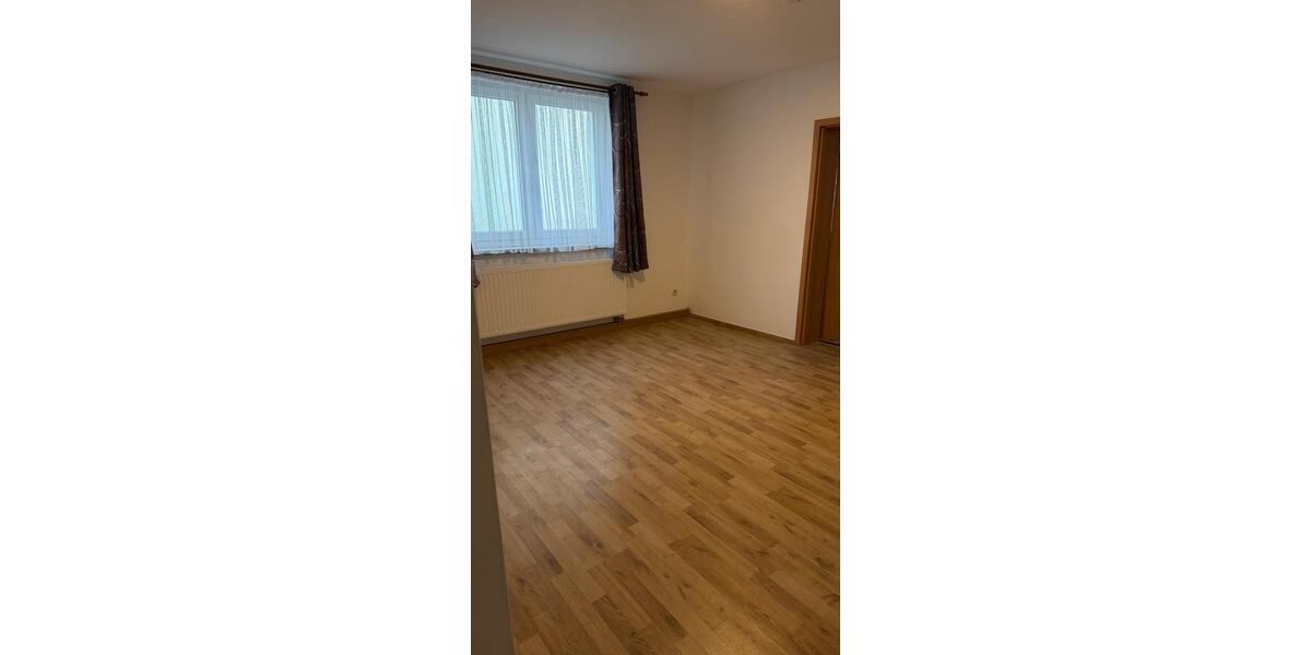 Erdgeschoßwohnung Ebersbach-Neugersdorf Neugersdorf - 2 Zimmer, 54 m&sup2;, 350&euro; | Angebot:26458401